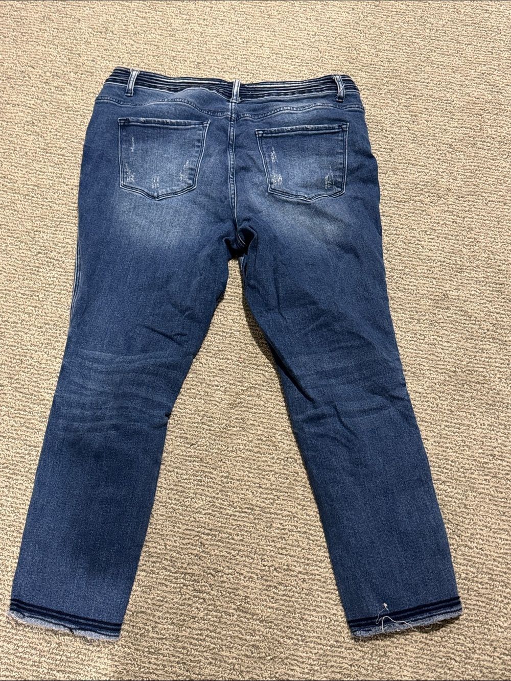 Vervet Slim Straight Jeans in Dark Blue Denim
